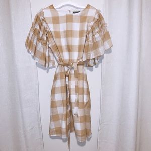 Beige/white checkered dress